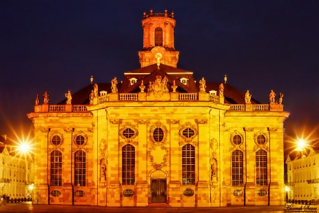 Ludwigskirche Saarbrücken bei Nacht 