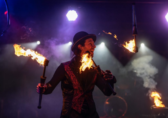 Eventpuppets Feuertheater - Die feurige Reise der Könige