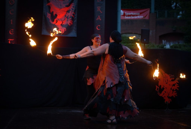 Feuershow Societas Draconis - Buergerparkfest Saarbrücken