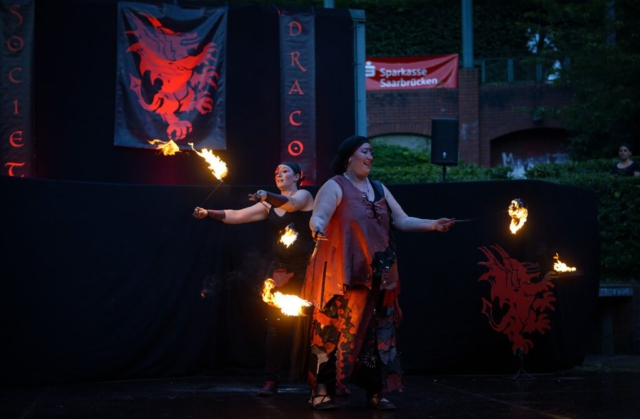 Feuershow Societas Draconis - Buergerparkfest Saarbrücken