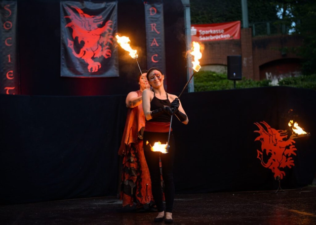 Feuershow Societas Draconis - Buergerparkfest Saarbrücken