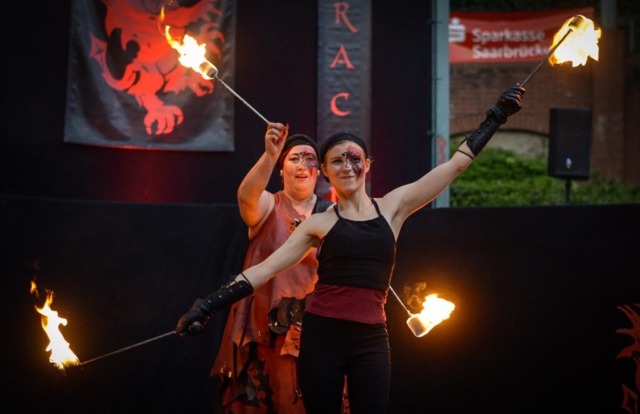 Feuershow Societas Draconis - Buergerparkfest Saarbrücken