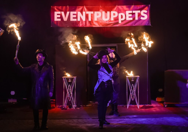 Eventpuppets Feuershow - Weihnachtsmarkt St. Wendel - Zeitenwandler-Fotografie Saarbrücken