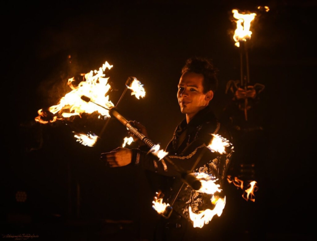 Eventpuppets Feuershow - Weihnachtsmarkt St. Wendel - Zeitenwandler-Fotografie Saarbrücken