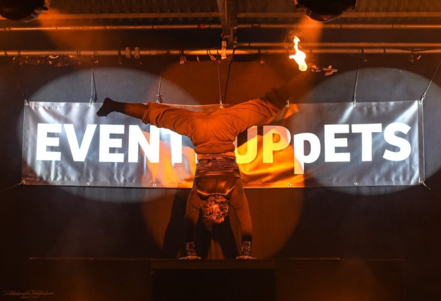 Eventpuppets Feuershow - Weihnachtsmarkt St. Wendel - Zeitenwandler-Fotografie Saarbrücken