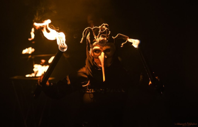 Eventpuppets Feuershow - Weihnachtsmarkt St. Wendel - Zeitenwandler-Fotografie Saarbrücken