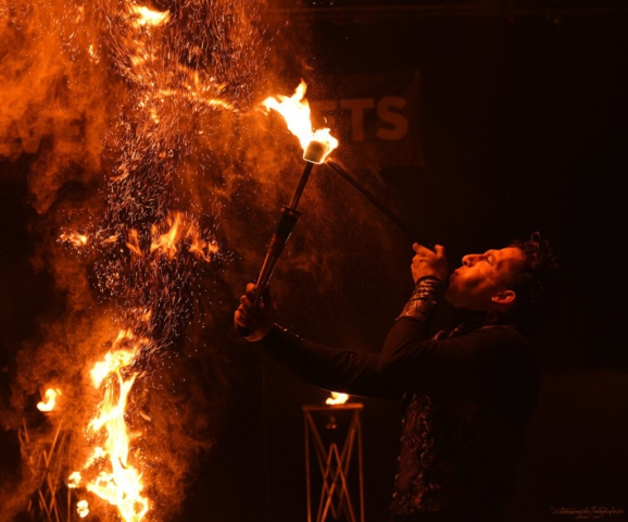 Eventpuppets Feuershow - Weihnachtsmarkt St. Wendel - Zeitenwandler-Fotografie Saarbrücken