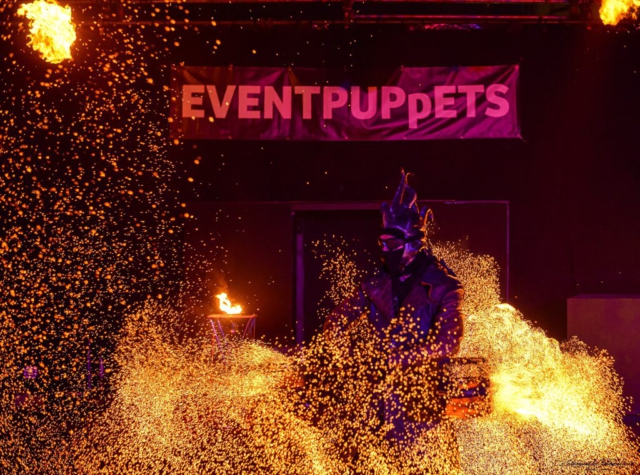 Eventpuppets Feuershow - Weihnachtsmarkt St. Wendel - Zeitenwandler-Fotografie Saarbrücken