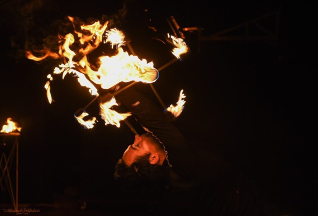 Eventpuppets Feuershow - Weihnachtsmarkt St. Wendel - Zeitenwandler-Fotografie Saarbrücken