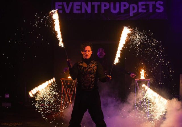 Eventpuppets Feuershow - Weihnachtsmarkt St. Wendel - Zeitenwandler-Fotografie Saarbrücken